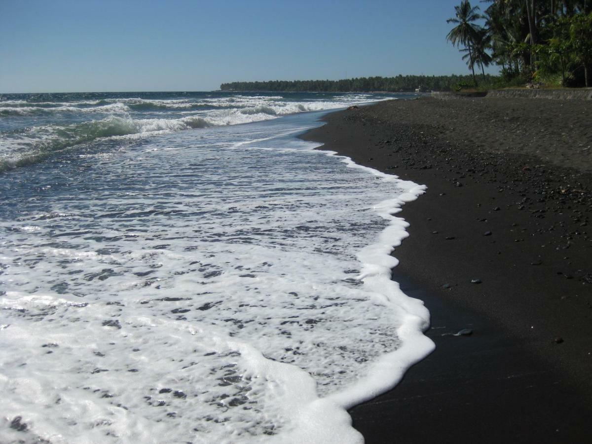 Bali Sandat Tejakula Luaran gambar