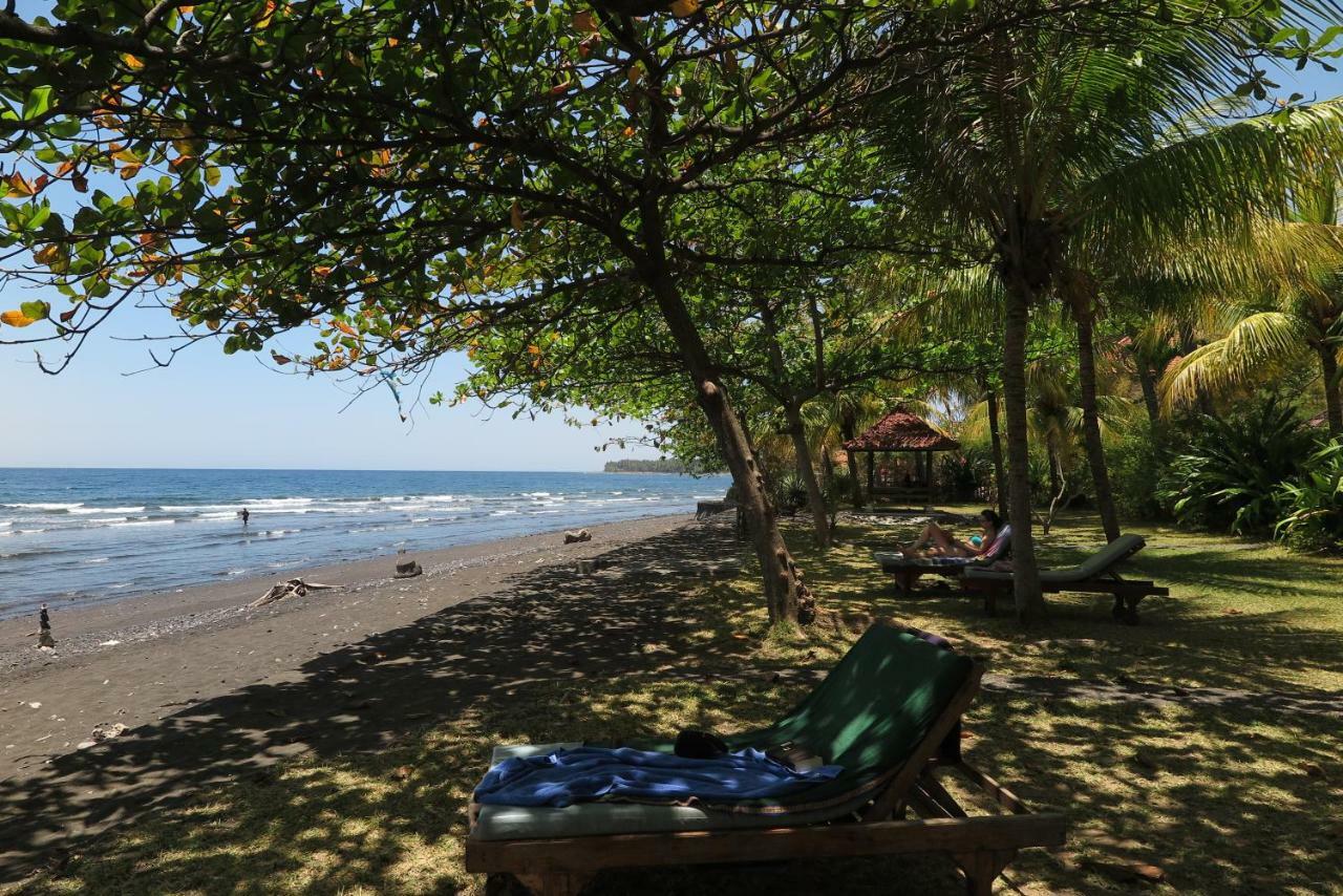 Bali Sandat Tejakula Luaran gambar