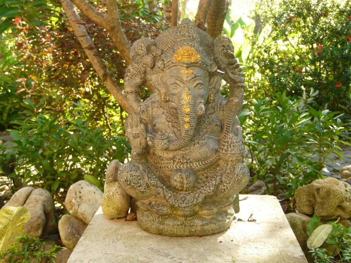 Bali Sandat Tejakula Luaran gambar